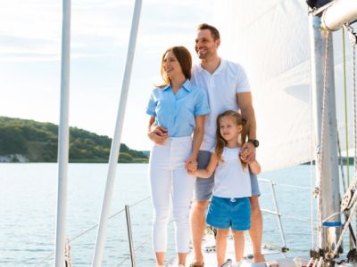 ¡Familia, nos vamos en barco!