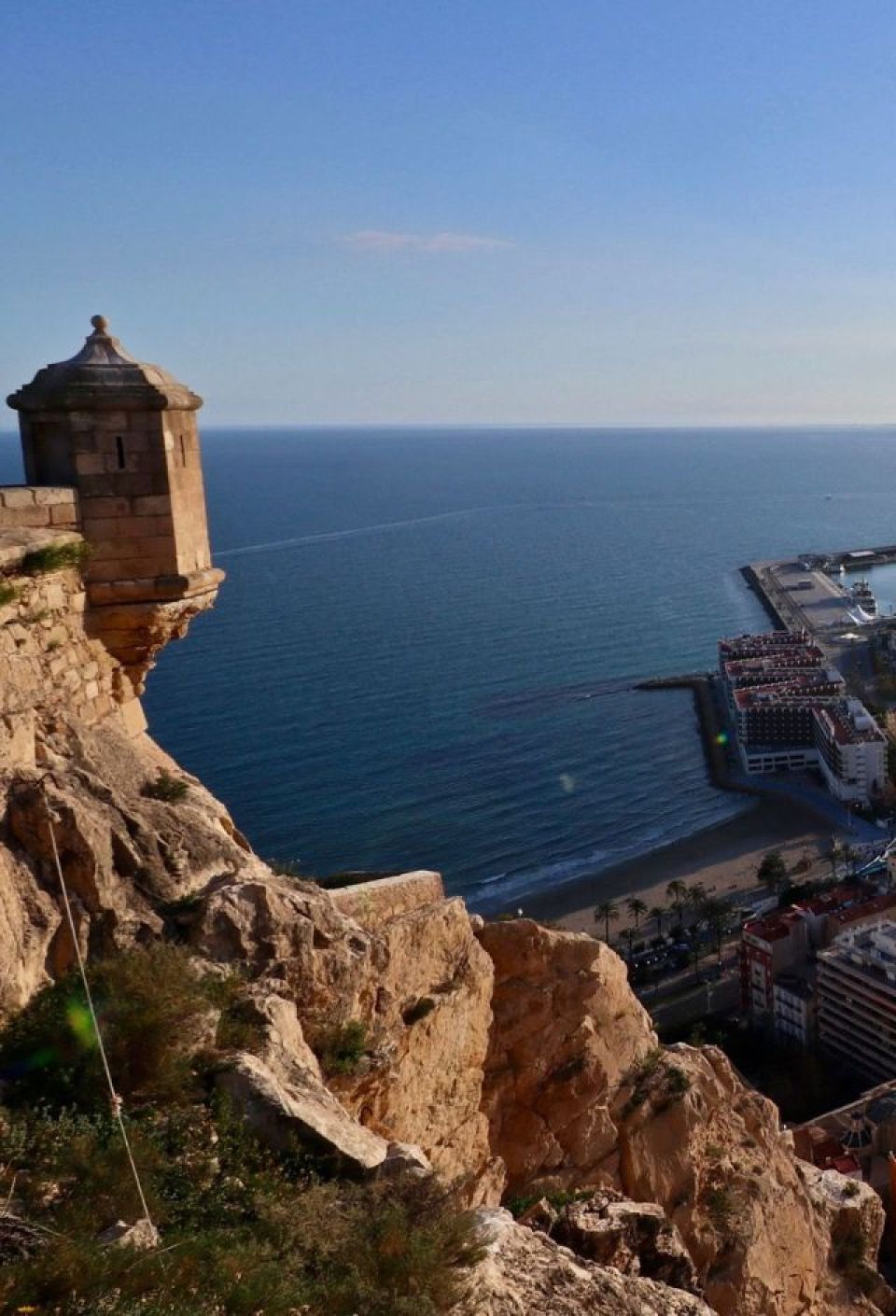 wp-content/uploads/2025/03/paseo-por-velero-en-alicante.jpg